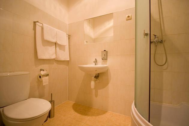 Hotel Kandava Habitación foto